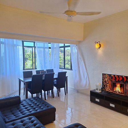 Seaput Srisayang Apartment Batu Feringgi Exterior foto