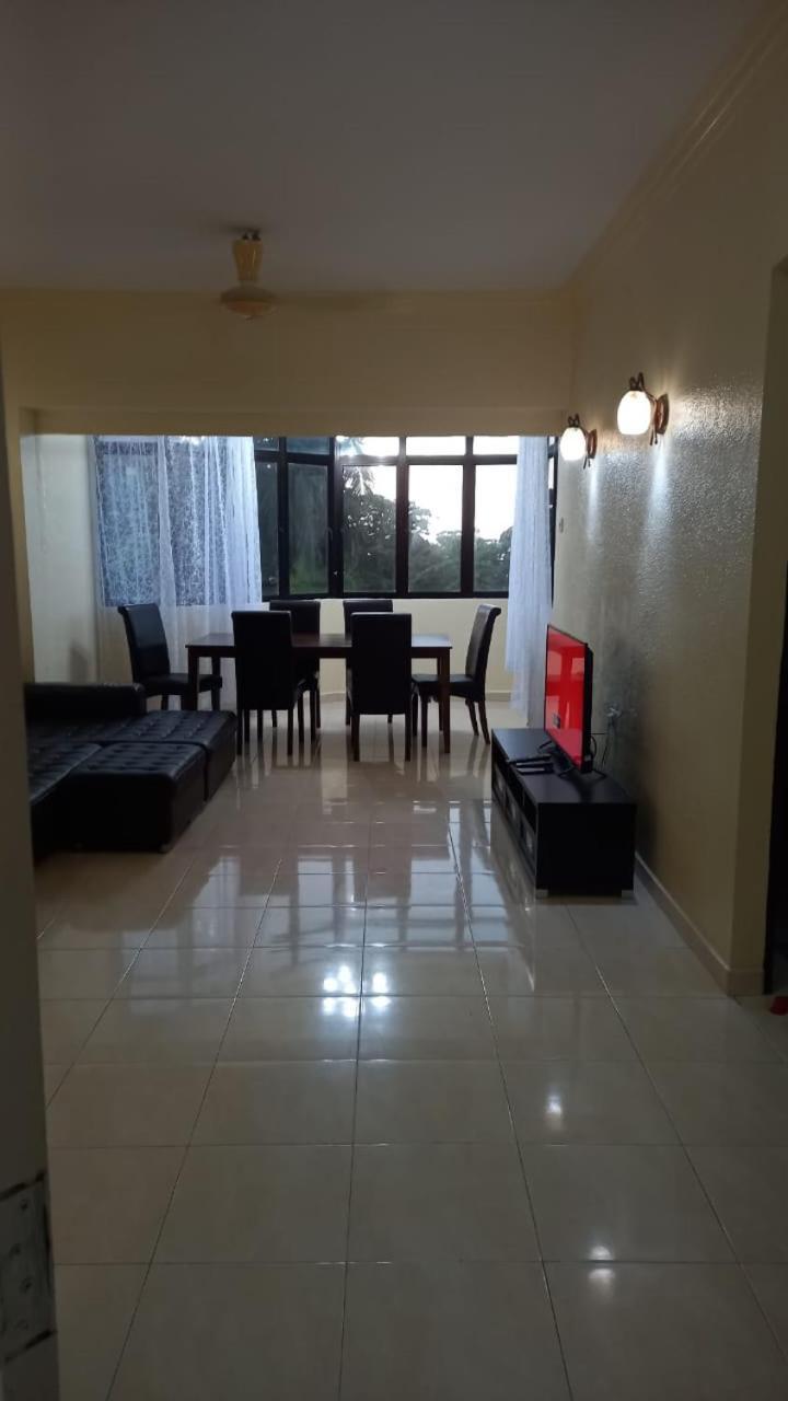 Seaput Srisayang Apartment Batu Feringgi Exterior foto