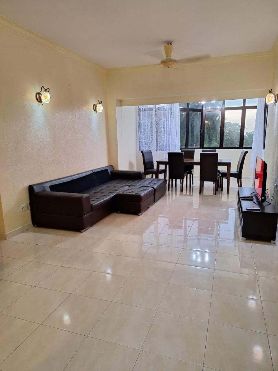 Seaput Srisayang Apartment Batu Feringgi Exterior foto